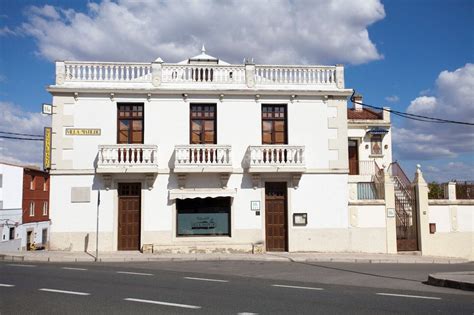 7 bedroom villa for sale in Extremadura, Cáceres, Spain.